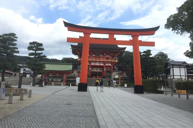 Fushimi Inari Taisha Half-Day Private Guided Tour - Meeting and Pickup