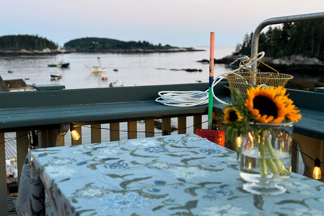 Guided Rooftop Oyster Tasting With an Oyster Sommelier - What to Expect During the Tasting