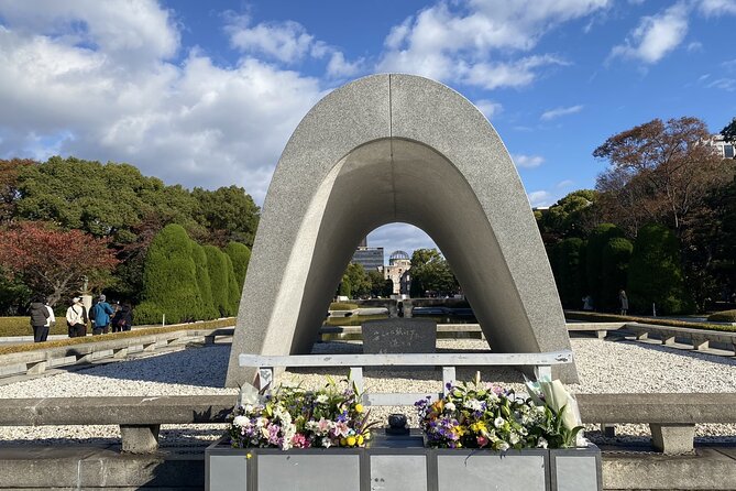 Half Day Hiroshima Highlight Tour With Story Telling - Meeting and Pickup