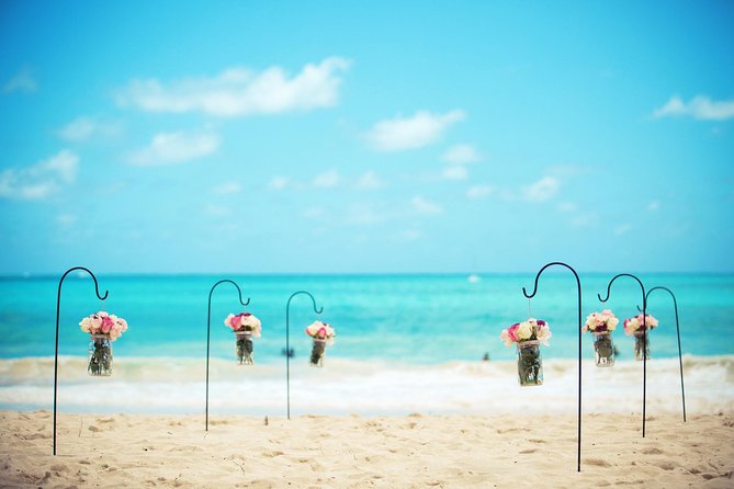 Hawaii Wedding - Aloha Beach Wedding and Photo Session - Choosing the Perfect Location