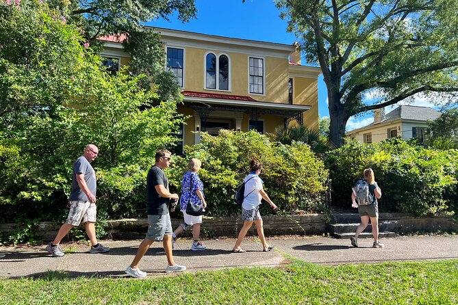 History and Architecture Walking Tour - Historical and Architectural Highlights