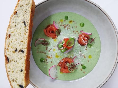 Hostellerie Saint Germain - Location and Accessibility