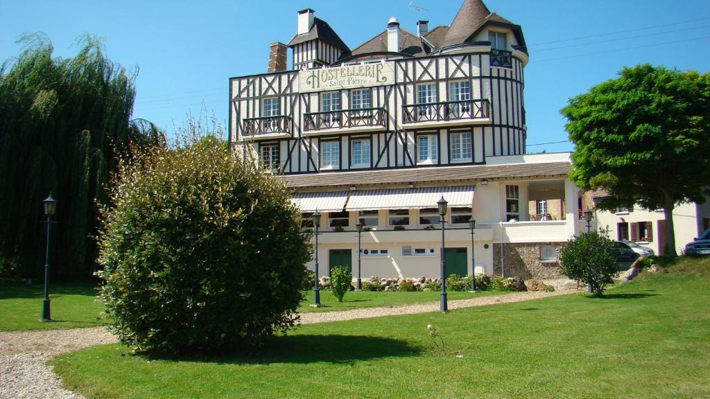 Hostellerie Saint Pierre - Accommodation and Facilities