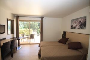 Hotel and Residence Costa Rossa - Amenities and Facilities