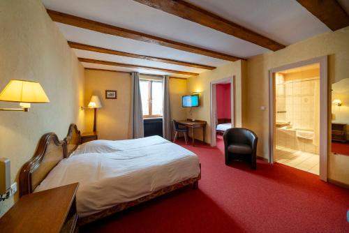 Hotel at La Vignette - COLMAR-NORTH - Room Features and Amenities