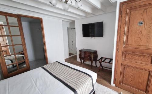 Hotel Dandy Rouen Center - Location and Accessibility