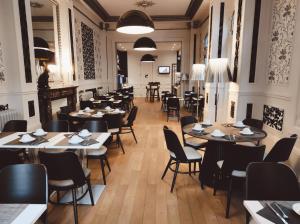 Hotel De Paris - Guest Reviews and Experiences
