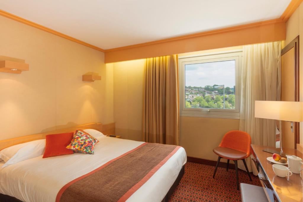 Hotel Du Béryl, Lons-Le-Saunier - Location and Accessibility