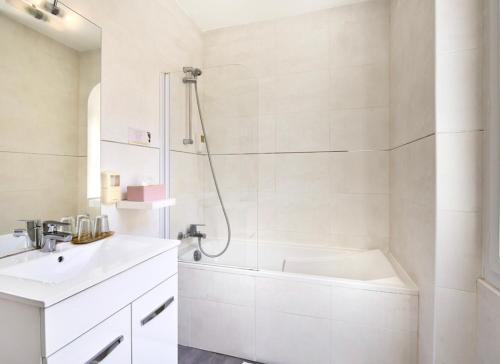 Hotel Du Vieux Port - Dining Options