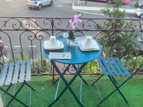 Hotel Escurial - Central Station - Accommodations and Room Features