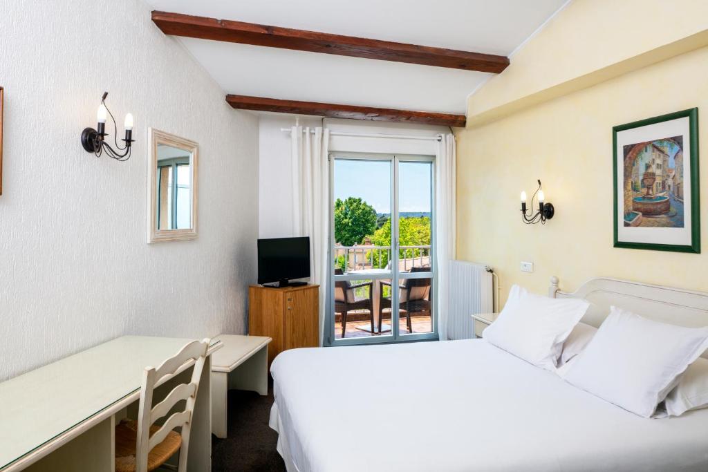 Hotel Le Mozart - Amenities and Services