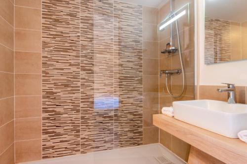 Hotel LEmpreinte - Facilities and Services Offered