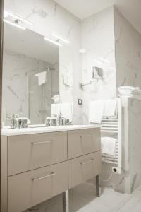 Hotel Les Galets - Location and Accessibility