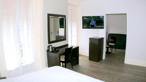 Hotel of the Basilica - Location and Accessibility