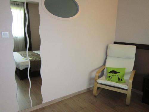 Hôtel Particulier VILLA DES MARAIS - Room Options and Amenities