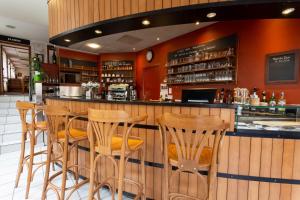 Hotel Restaurant Family Bourgeois The Coast of Damned Mountains - Accommodations and Amenities