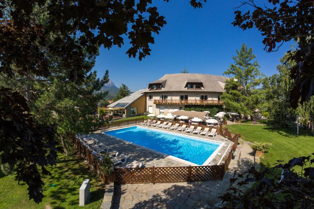 Hotel & Spa Les Bartavelles - Amenities and Facilities