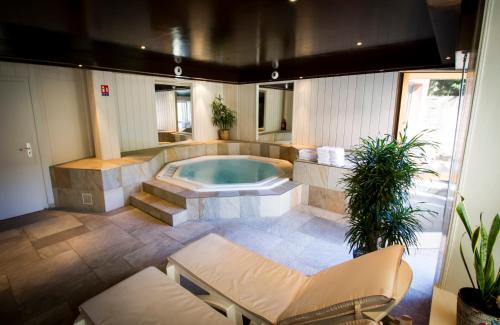 Hotel The Minstrel - Guest Experiences and Ratings