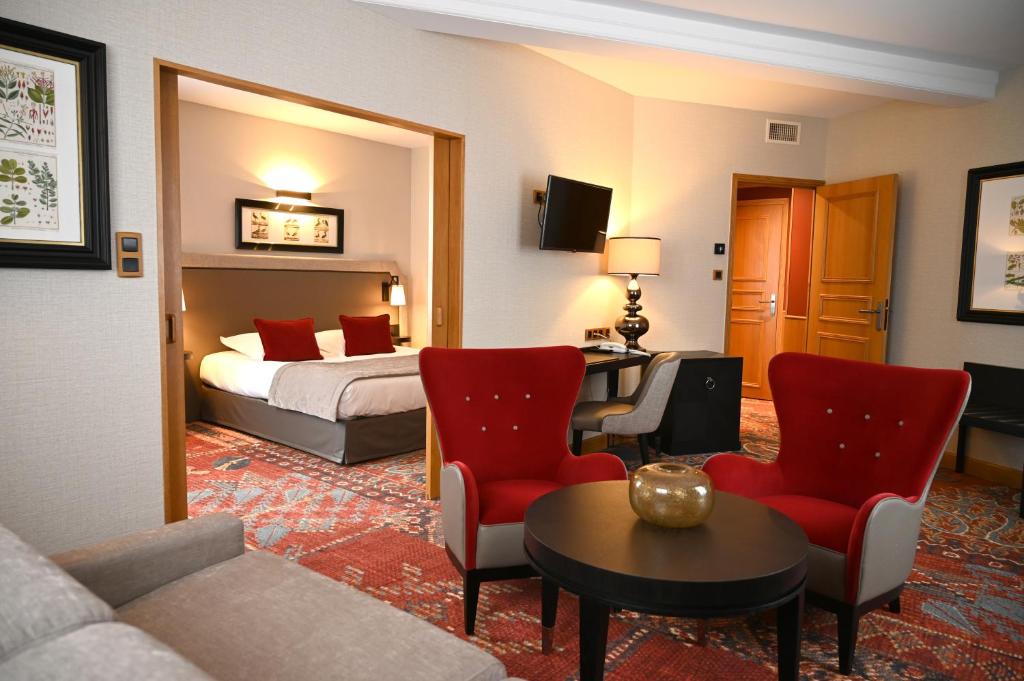 Hotel The Rampart - Amenities and Facilities