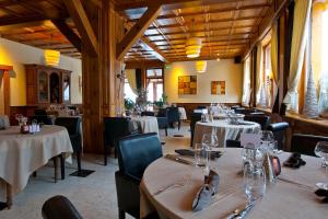 Hotel With Two Keys - Accommodation Options