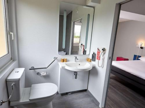 Ibis Auxerre South - Amenities