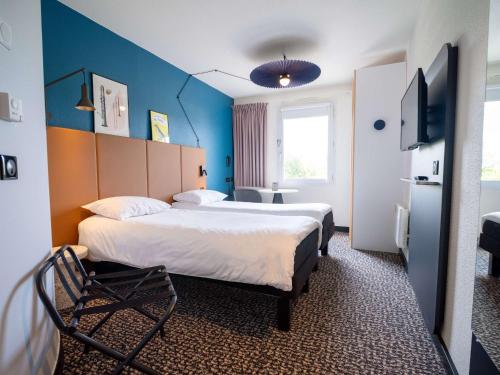 Ibis Avranches Bay of Mont-Saint-Michel - Prime Location and Accessibility