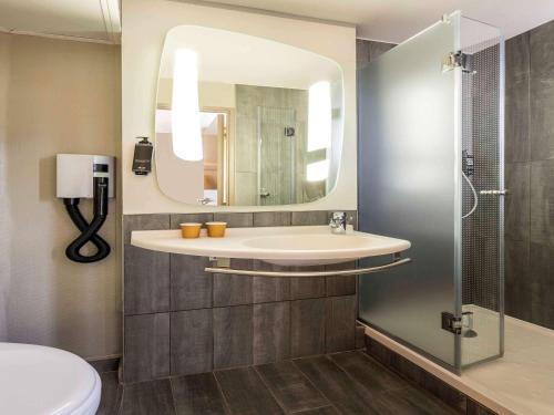 Ibis Beaune Centre - Amenities and Services Offered
