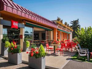 Ibis Colmar Est - Hotel Restaurant in Alsace - Amenities and Services Offered