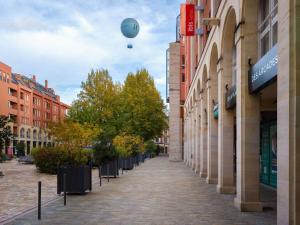 Ibis Epernay City Center - Location and Accessibility