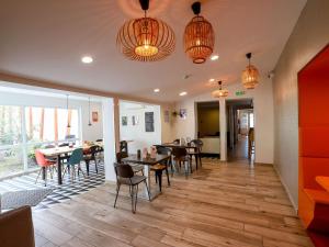 Ibis Haguenau Strasbourg North - Accommodations and Amenities