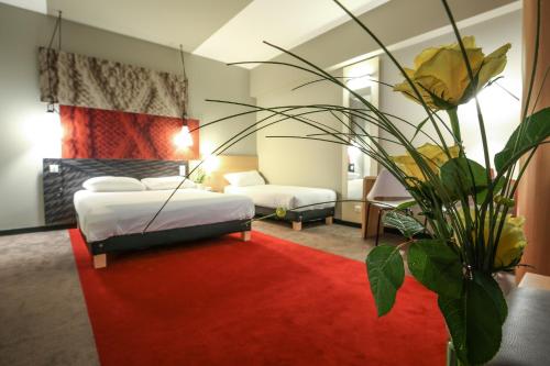 Ibis Niort East Mendes France - Guest Experiences
