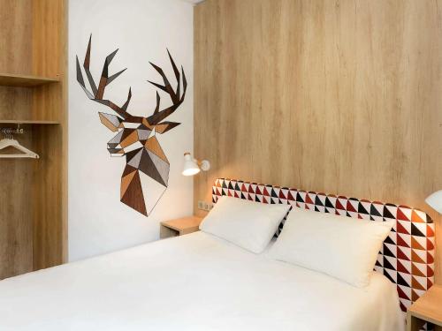 Ibis Styles Caen Centre Historique - Amenities and Services