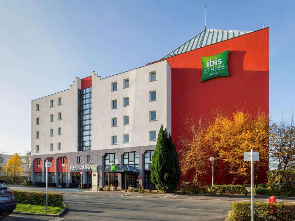 Ibis Styles Lille Marcq En Baroeul - Location and Accessibility