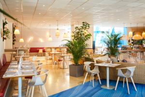 Ibis Styles Toulon Centre Port - Facilities and Amenities
