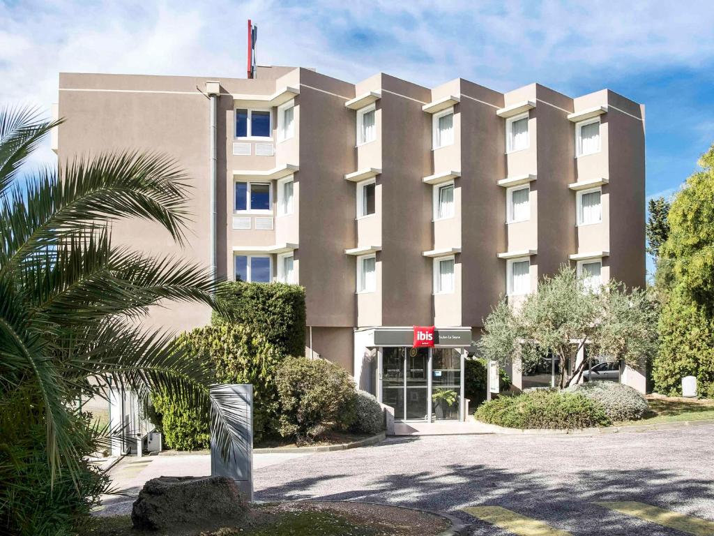 Ibis Toulon La Seyne Sur Mer - Amenities and Services