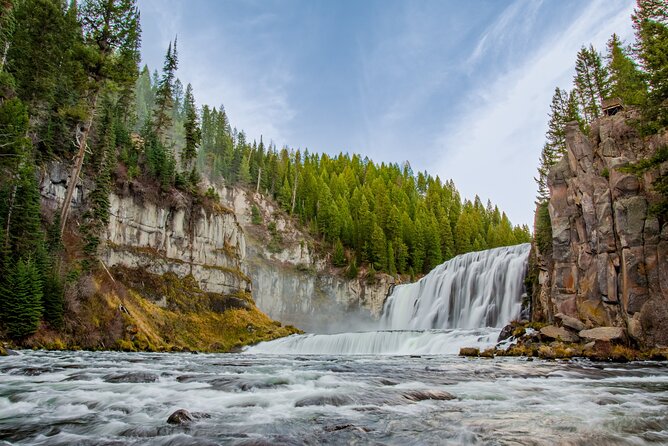 Island Park, Idaho Waterfalls and Wildlife - Private Tour Experience