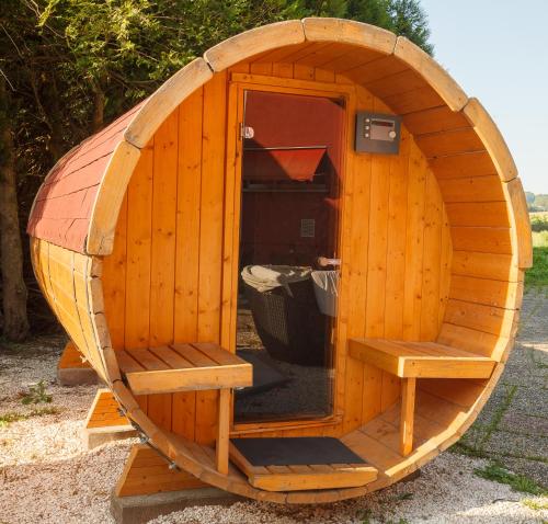 Kuentz Hotel Restaurant - Amenities and Services