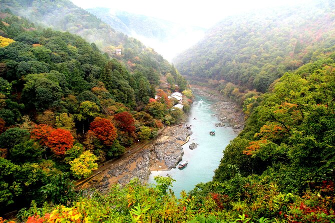 Kyoto Bus Tour: Arashiyama, Kinkaku-ji, Fushimiinari Shrine 【BF】 - Meeting and End Points