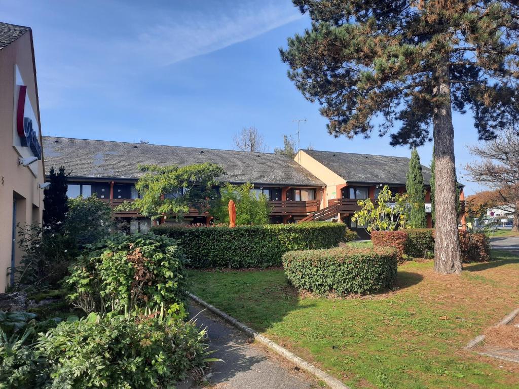 Kyriad Blois North - Amenities and Services