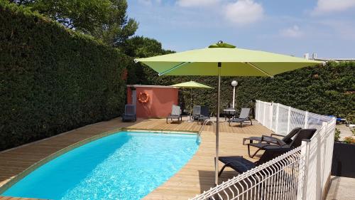 Kyriad Martigues South - Amenities and Services
