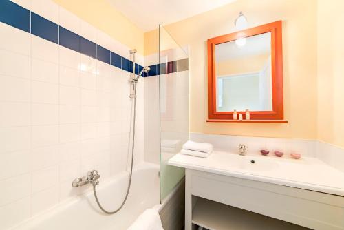 Lagrange Vacances L'Estran - Accommodation Options