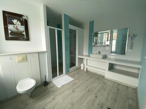 LAMERIVIERE HOTEL*** - Amenities and Guest Experience