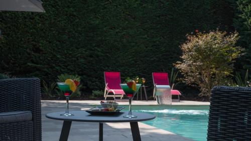 Logis Hotel La Croix Blanche Fontevraud - Accommodation and Facilities