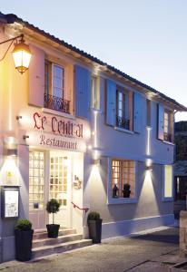 Logis Hôtel Le Central - Location and Accessibility