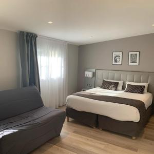 Logis Hotel Restaurant The Mill of the Coudre - Ideal Location for Travelers