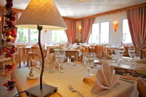 LOGIS The Arobiers - Guest Experience