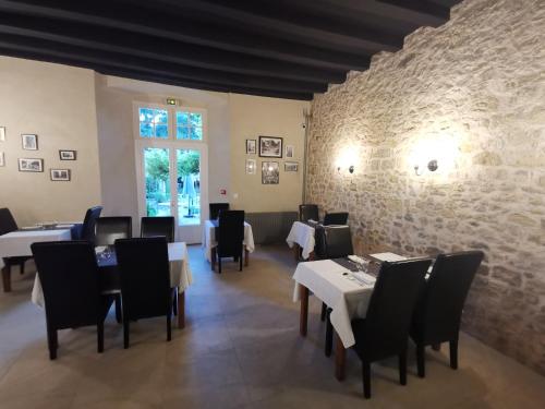 Logis The Relais of the Red Hat - Accommodation Options