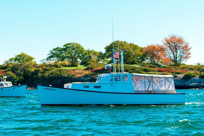 Maine Fall Foliage Private Lobster Boat Cruise With Local Drinks - Private Charter for an Intimate Adventure