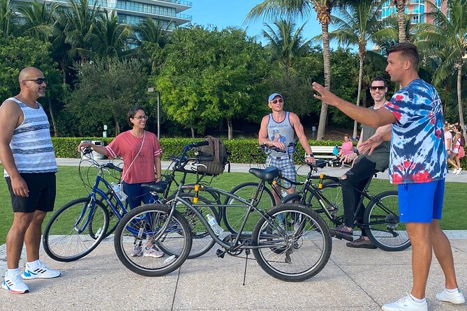 Miami Beach Art Deco & Hidden Gems Bike Tour With Local Historian - Exploring Miami Beach by Bike