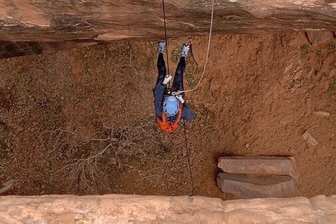 Moab Canyoneering - Short Day - Bonding With Your Group
